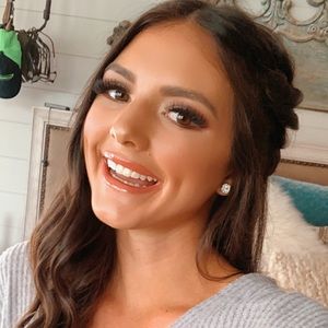 Meet your Posher, Adelyn